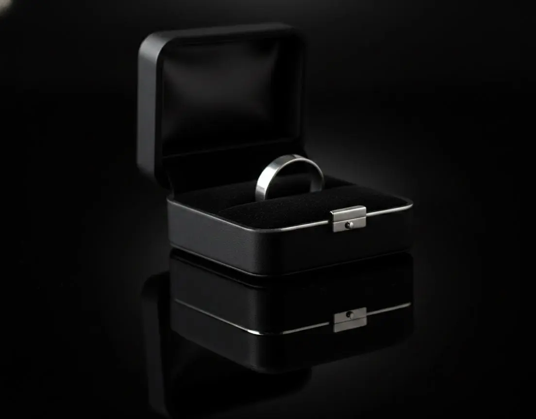 Vista de Argolla Plana Clásica en Plata 925