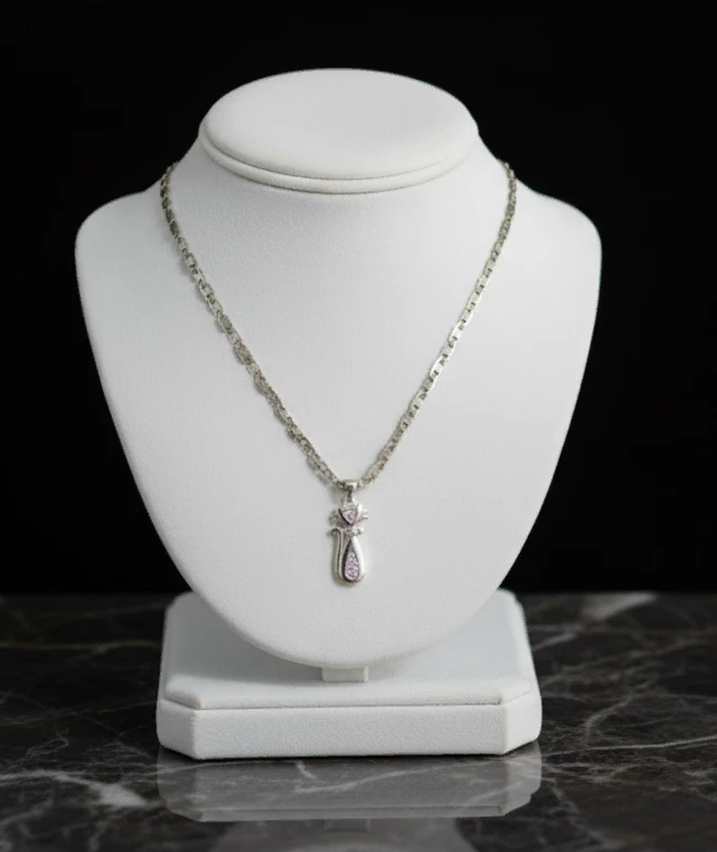 Cadena tejido escalera con dije de gato